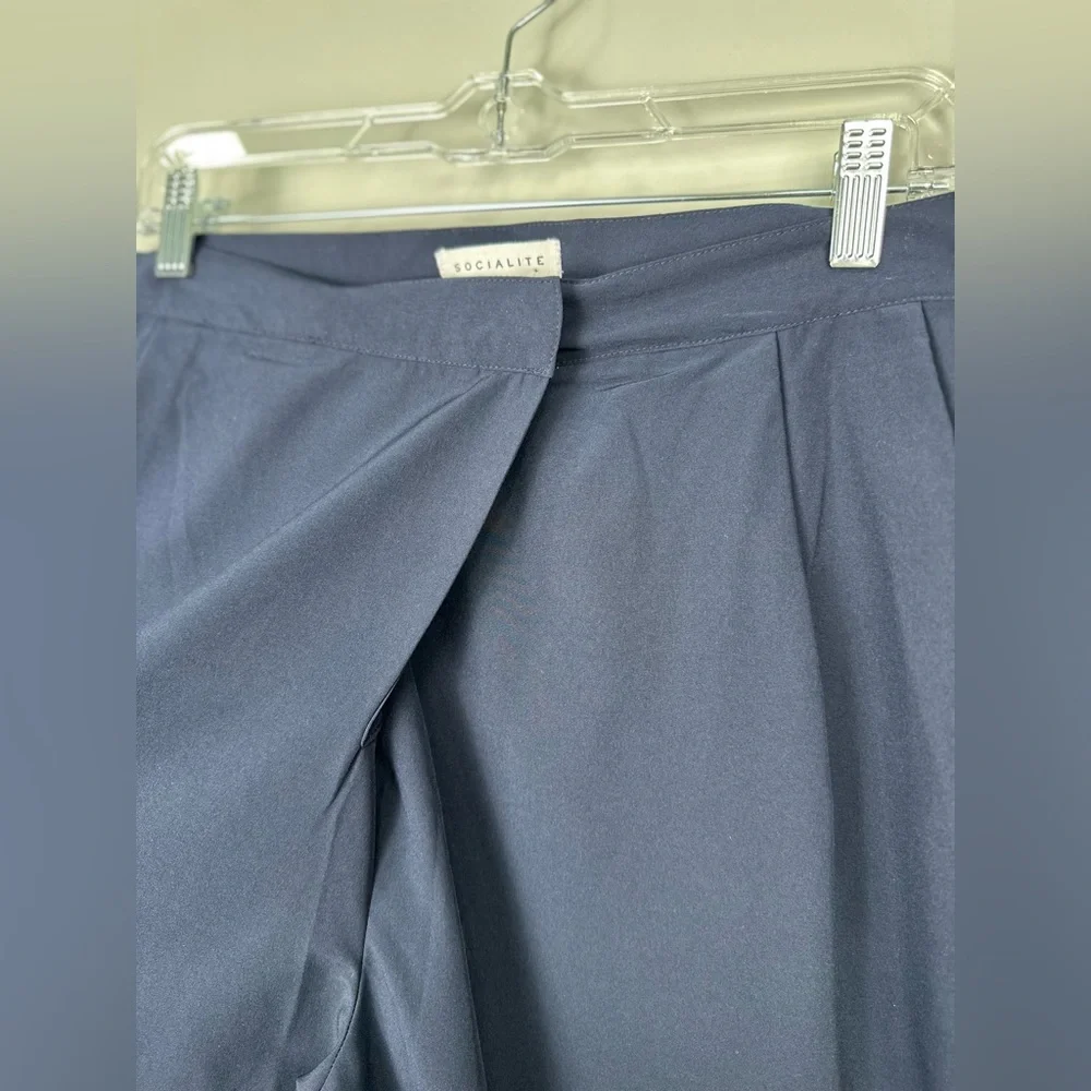 Socialite Navy Pleated Ankle Dress Pant Large NWT NEW